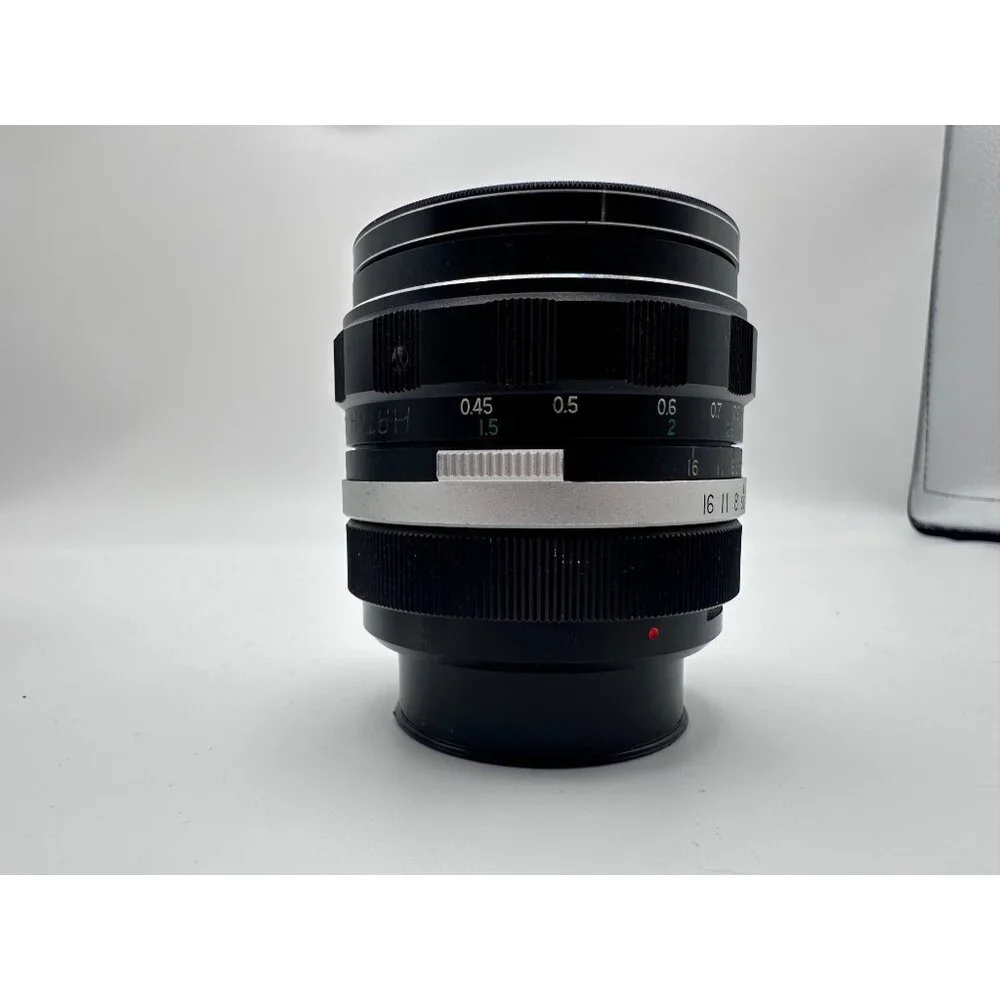 Soligor Wide-Auto 28mm f/2.8 Camera Lens Vintage Manual Focus Case